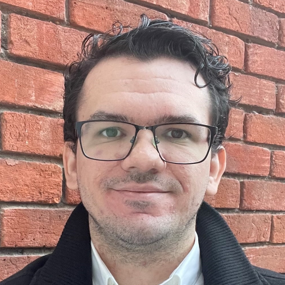 Dr Andre Lino