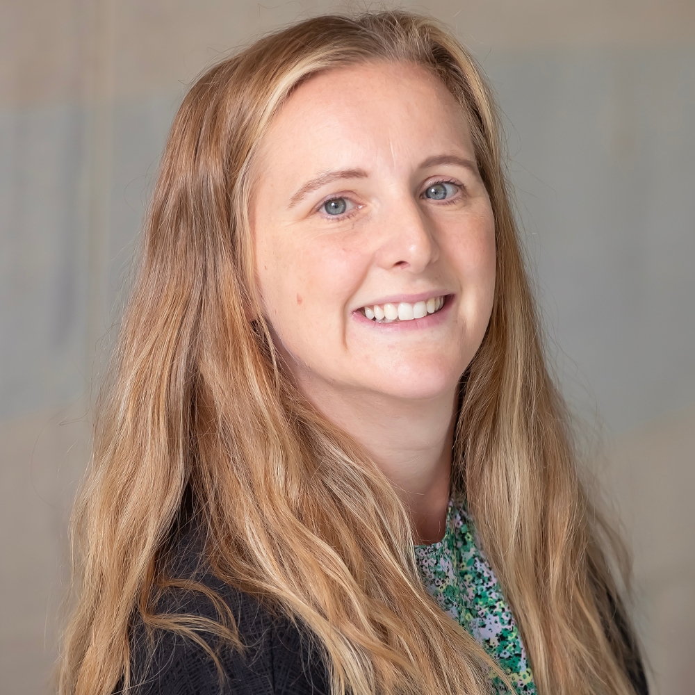 Dr Carly Wood